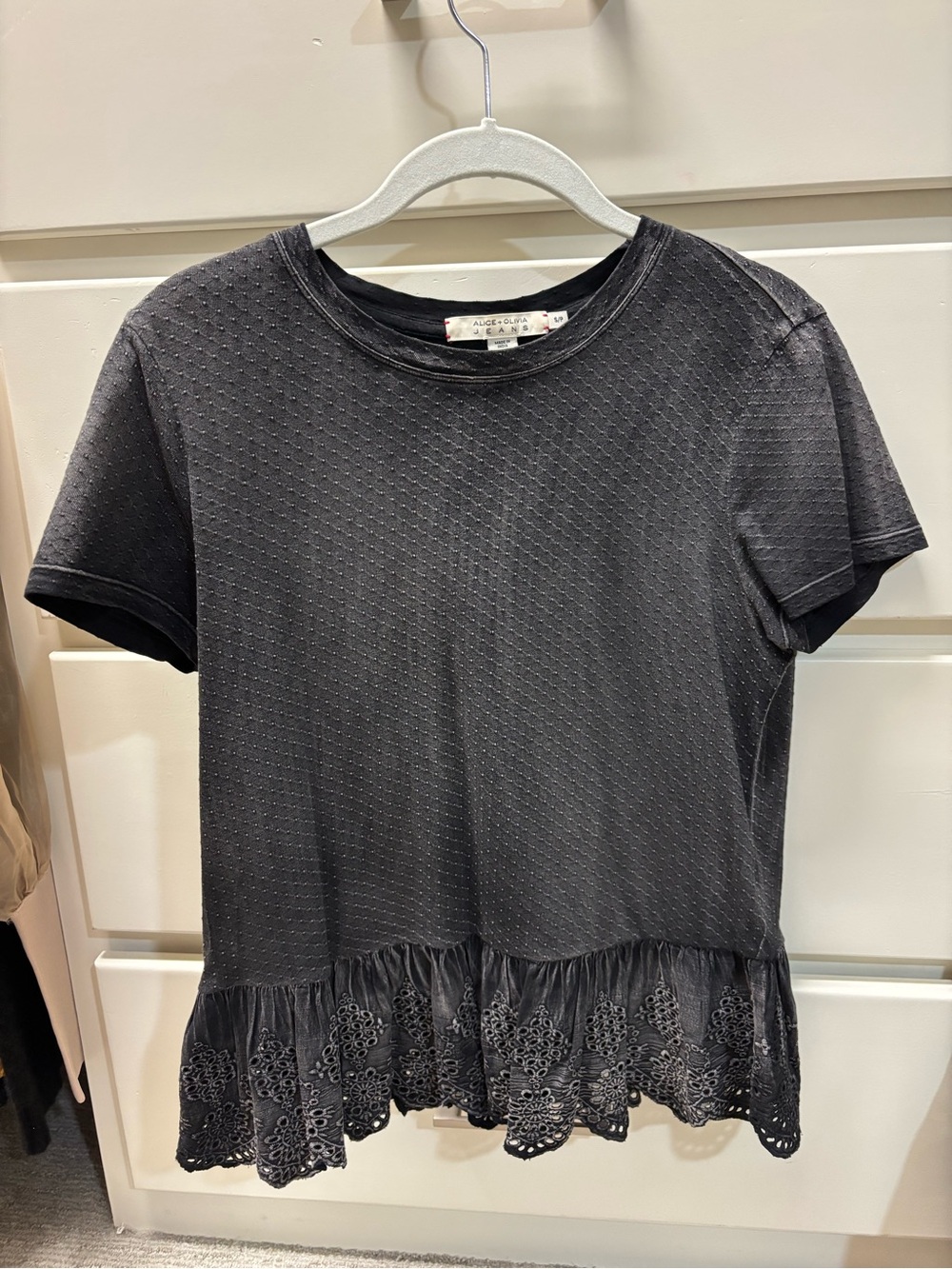 Alice + Olivia Black Short Sleeve Peplum Eyelet Hem Top